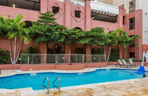 Pompano Beach Condo | Wyndham Sea Gardens - Pompano Beach - 1 Bedroom Condo