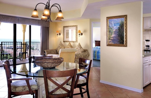 Pompano Beach Condo | Wyndham Sea Gardens Resort |King Bed Studio Suite