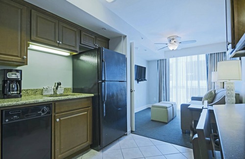 Cherry Grove Beach Condo | Wyndham Towers on the Grove | Studio Resort Suite
