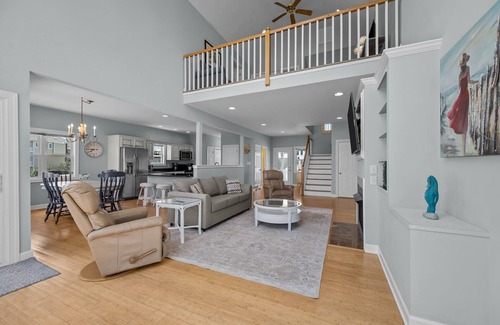 Village of Stump Sound House | Wyndy Island: Pet-Friendly-Oceanfront-Pool-Tennis