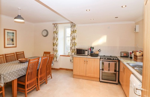 Aberdeen Cottage | WYNFORD HOLIDAY COTTAGE, family friendly in Kingswells