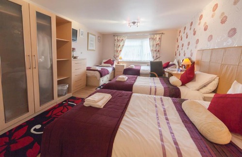 Hoylake House | Wyngate Guest House