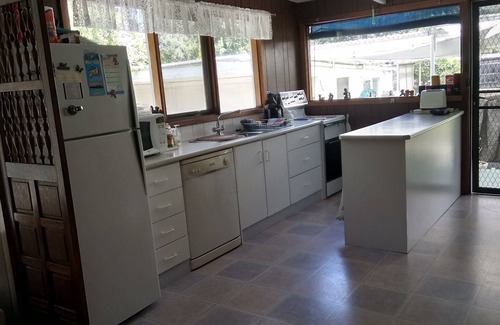 Rye House | Wyomissing - Family Beachside Holiday House & pet friendly.