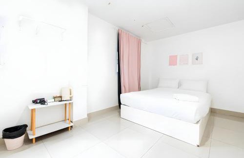 Nana Apartment | X Oh My Nap - คลองเตยเหนือ BTS NANA