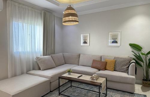 Al Faisaliyah Apartment | X-Residence by Dayf - Self-Service Apartments