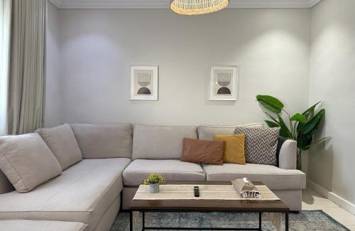 Al Faisaliyah Apartment | X-Residence by Dayf - Self-Service Apartments