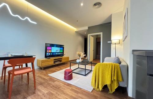 Taman Bukit Pantai Apartment | X - The Thomas Bangsar South Midvalley LRT Kerinchi