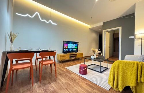 Taman Bukit Pantai Apartment | X - The Thomas Bangsar South Midvalley LRT Kerinchi