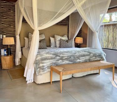 Kruger National Park Cabin | Xanatseni Private Camp