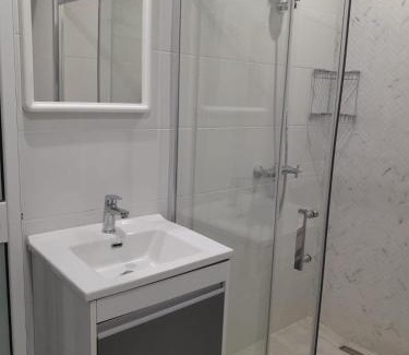 St. Paul's Bay Apartment | Xemxija Sea-Side Maisonette