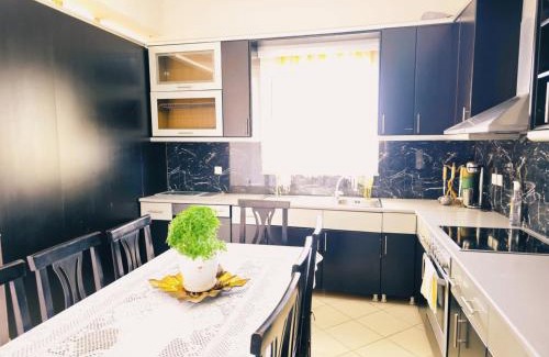 Delvine House | Xhemi's Home&Garden