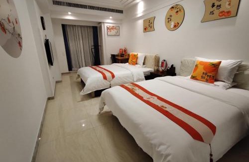 Siming Apartment | Xiamen Binbei Silver Lake Apartment