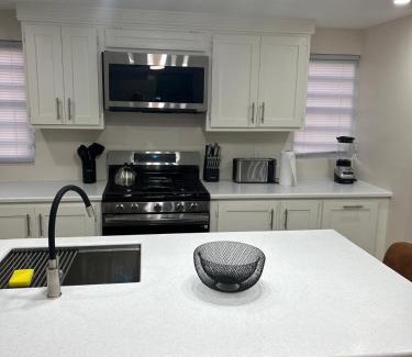 Dickenson Bay Apartment | Xoop Homes - Ixora #1
