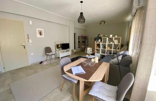 Mesolongi Apartment | Xrysa's Central City Apartment