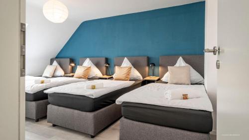 Edingen-Neckarhausen Apartment | XXL Design-Appartement Gardendesign Boxspring 8 Pers Zwischen Heidelberg und Mannheim