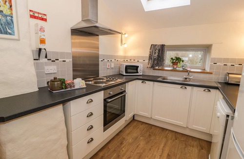 Gallt Y Foel Cottage | Y BWTHYN, pet friendly, character holiday cottage in Llanberis