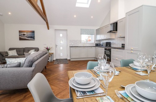 Rhosybol Cottage | Y BWTHYN, pet friendly, with open fire in Amlwch