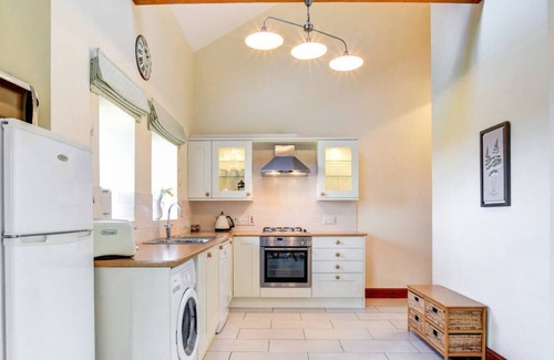 Barry House | Y Cudyll Coch in the beautiful Cardiff