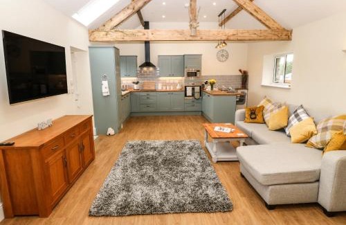 Bont Newydd House | Y Felin The Granary
