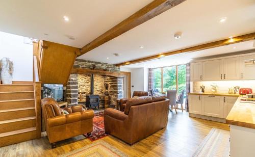 Cwrt House | Y Pandy