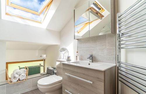 Cwrt House | Y Pandy