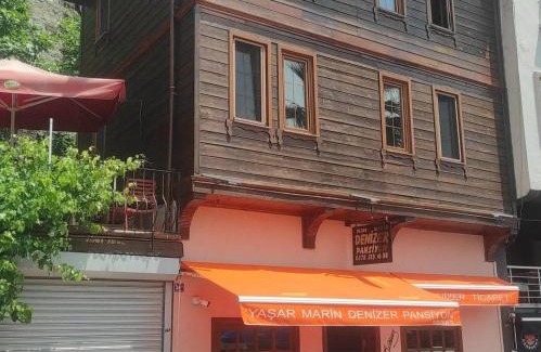 Amasra House | Yaşar Marin Denizer Pansiyon