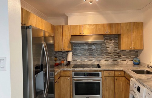 Orange Bay Condo | Ya-MON- " the perfect couples retreat"