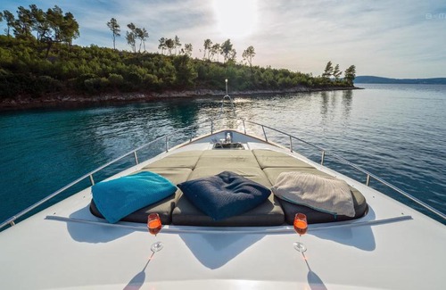 Portisco Boat Rental | Yacht Angelo Blu