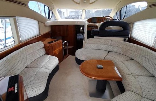 Old Town Boat Rental | Yacht Azimut 42 - La Perla