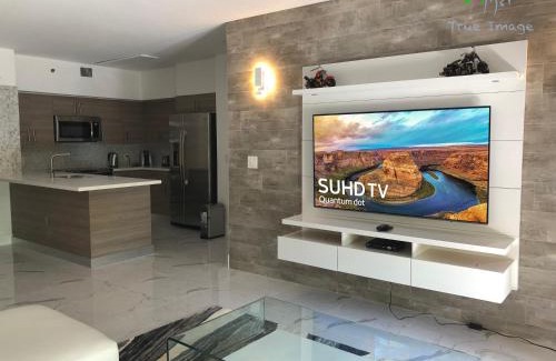 Aventura Apartment | Yacht Club at Aventura 2 Bed 2 bath Luxurius Cozy Brand New