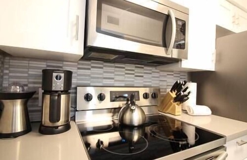 Aventura Apartment | Yacht Club at Aventura 1 Bd 1 Bath