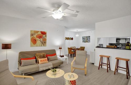 Aventura Apartment | Yacht Club Newly renovated parking included