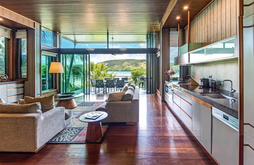 Hamilton Island Villa | Yacht Club Villa 32, Beautiful Villa on Hamilton Island