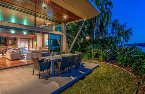 Hamilton Island Apartment | Yacht Club Villas on Hamilton Island by HIHA