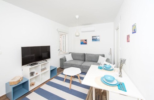 Hvar Old Town Apartment | Yacht harbor apartment