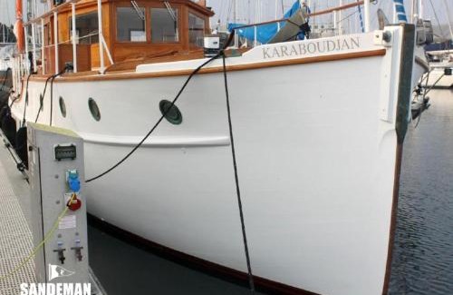 Intra Muros Boat Rental | Yacht KARABOUDJAN