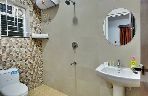 Thigalarapalya Hotel | Yahweh Suites