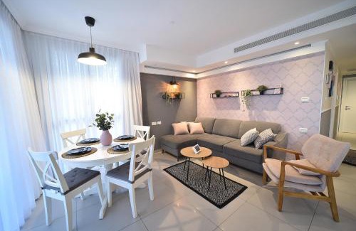 Tiberias Old City Apartment | YalaRent Migdalor Boutique Apartments with Sea Views Tiberias