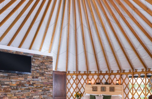 Town of Varick Hotel | Yale Manor B&B and Yurt Glamping