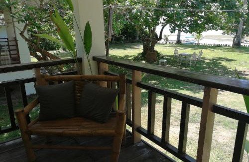 Catangnan Apartment | YAMA APARTMENTS - Private Beachfront