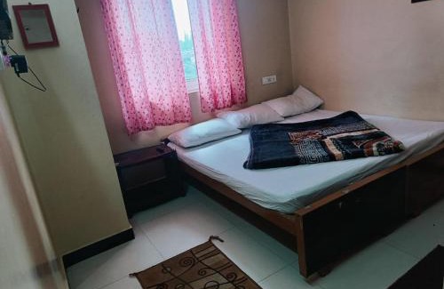 Thalayathimund Hotel | Yamuna Residency by HRS Stays