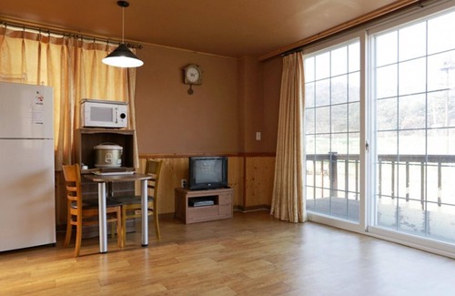 Seojong House | Yangpyeong Seohu Eco Village Pension