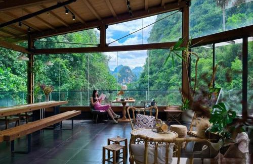 Yangshuo Hotel | Yangshuo 1Q84 Tree Hotel