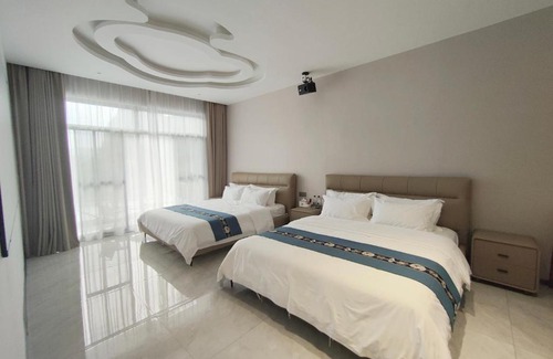 Ten Mile Gallery House | Yangshuo Mountain Villa