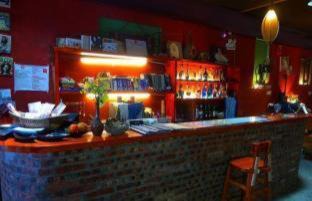 Yangshuo Hostel | Yangshuo Xingping This Old Place Li-River Inn