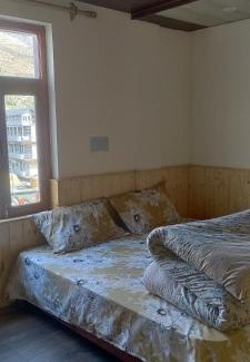 Sissu House | YANKSKIT Home Stay