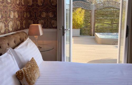 Brundall Resort | Yare View Holiday Cottages