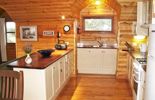 Quialigo Cottage | Yarralaw Springs Wines Vine Loft