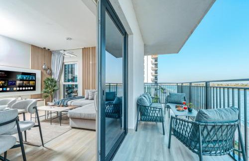 Abu Dhabi Apartment | Yas Island Premier Apts by Desert Key - Steps to Ferrari World & Yas Mall