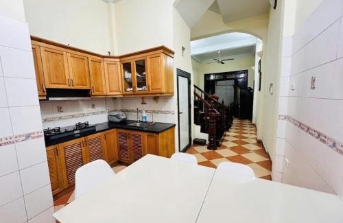 Deoghar Hotel | Yashavi Devi Hotel Retreat
